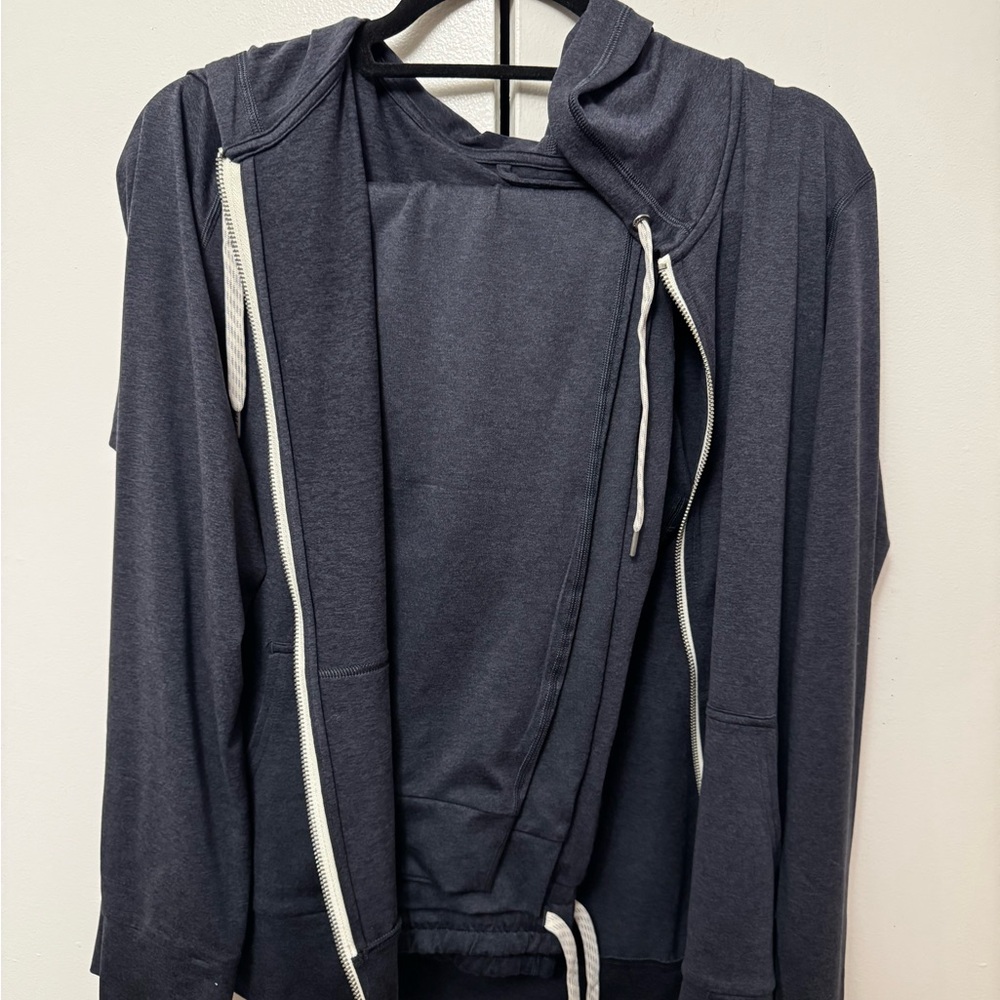Vuori blue grey SET  Size L Zip hoodie and joggers / perfect condition